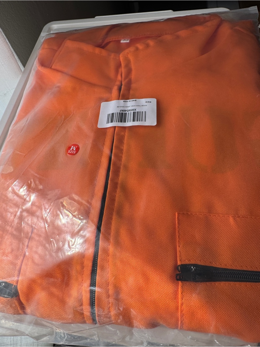 NWT, Prisoner Costume Unisex Orange Jumpsuit Jail Inmate Costume size M - Picture 3 of 5